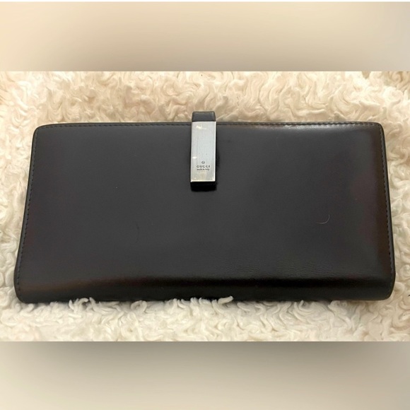 Gucci Accessories - 💎🔥Gucci Bifold Wallet, Card Case & Check Book